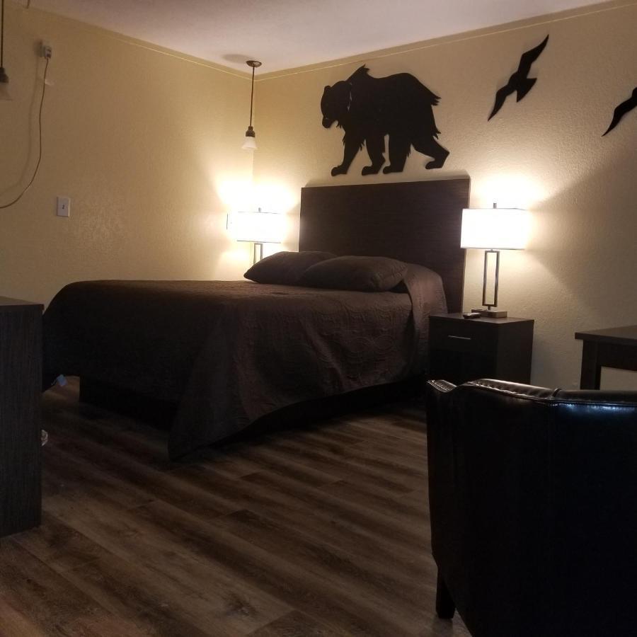 Frontier Lodge Ландер Екстериор снимка