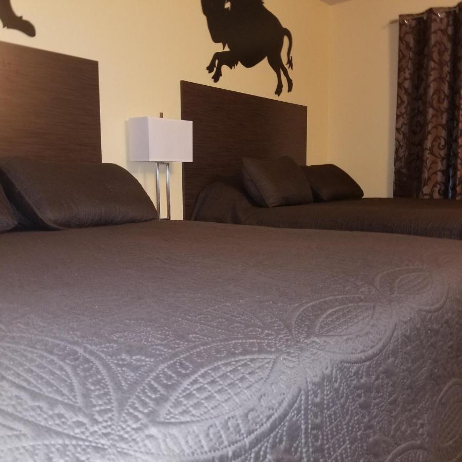 Frontier Lodge Ландер Екстериор снимка