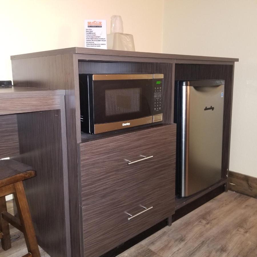 Frontier Lodge Ландер Екстериор снимка