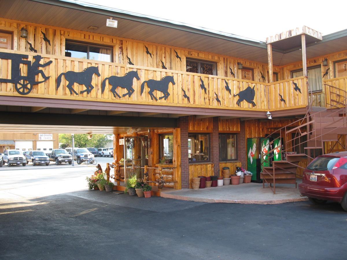 Frontier Lodge Ландер Екстериор снимка