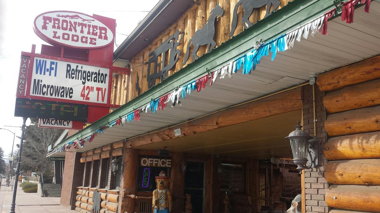Frontier Lodge Ландер Екстериор снимка