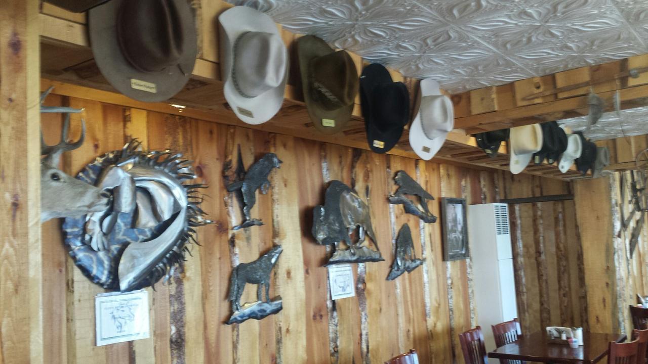 Frontier Lodge Ландер Екстериор снимка